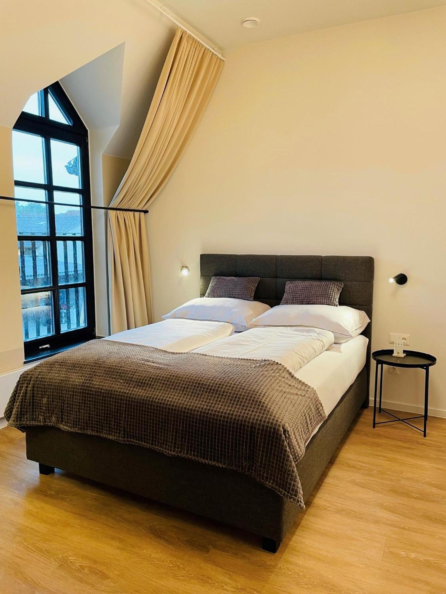Haus Karlich Hotel Trausdorf an der Wulka ภายนอก รูปภาพ